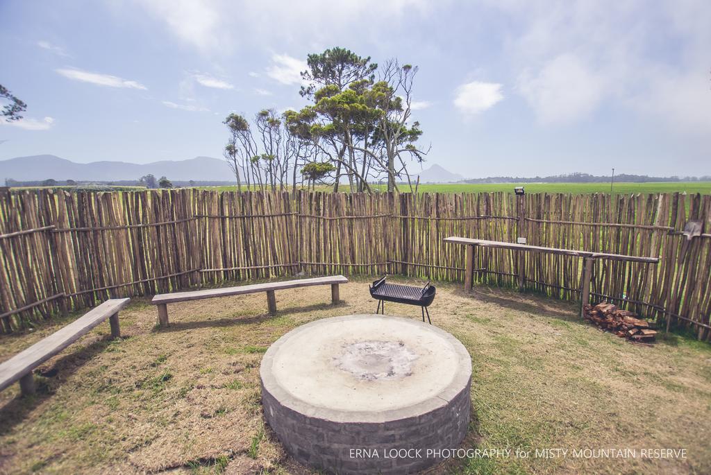 Beyond Urban Cottages Stormsrivier Bagian luar foto