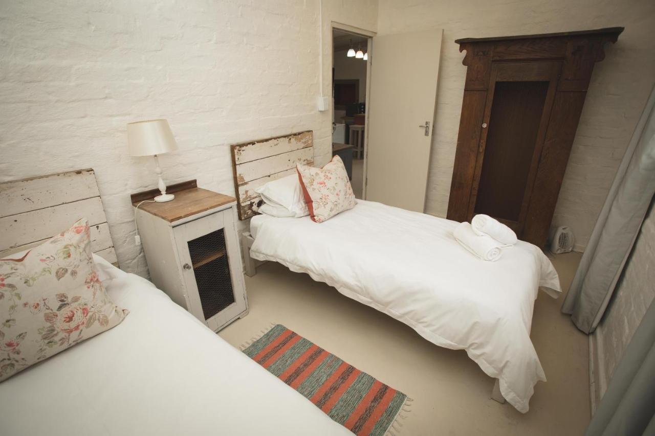 Beyond Urban Cottages Stormsrivier Bagian luar foto